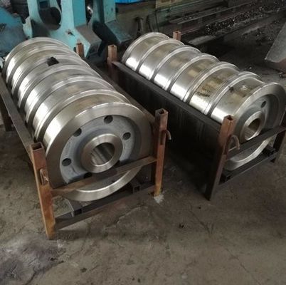 Heet Smeedstuk SAE4340 40crnimo Ruw het Machinaal bewerken Douane Leeg Wiel